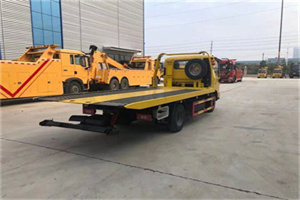 合川非事故拖车