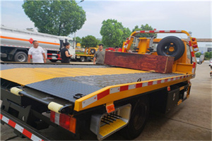 合川附近拖车电话号码服务